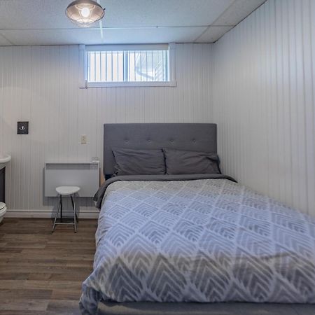 Мотель Le Chic Maniwaki Экстерьер фото